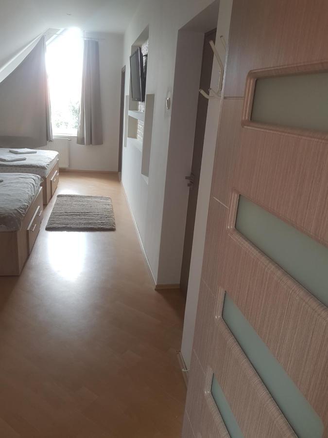 Lara Guest House Sfântu-Gheorghe Extérieur photo